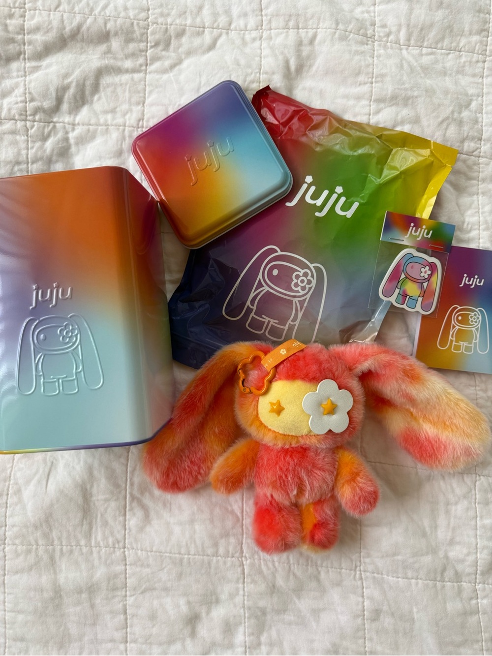 CJ Hendry Rainbow Juju Kenny NEW comes with everything in picture